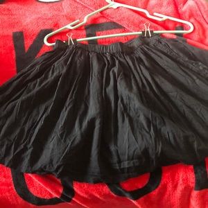 Black mini skirt with pockets!